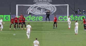 奎因连续3场20+，本届新秀中除克尼佩尔（2次）外第二人