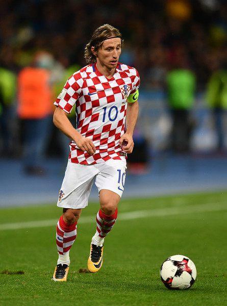 中超：上海海港3-1击败长春亚泰